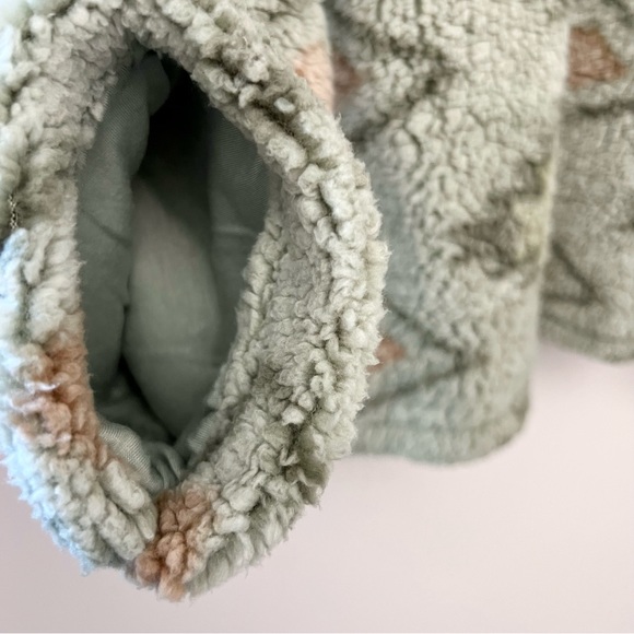 Thread & Supply Aztec Shaggy Pullover Shacket - Picture 11 of 14